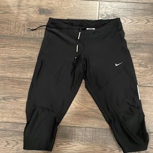 Nike Dry-fit running legging.